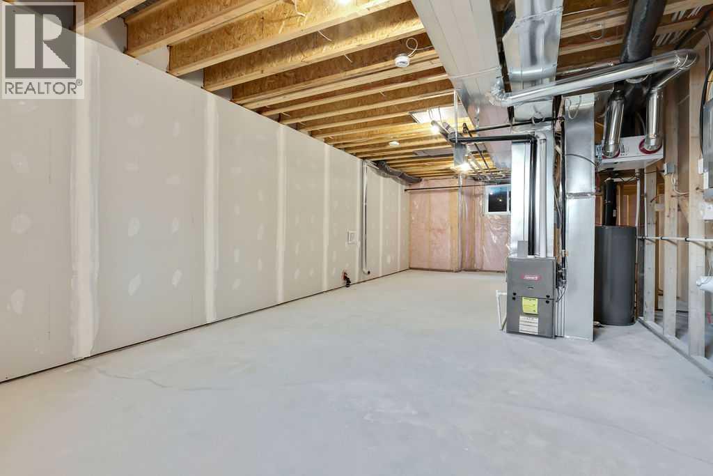 407 Strathcona Circle - 24