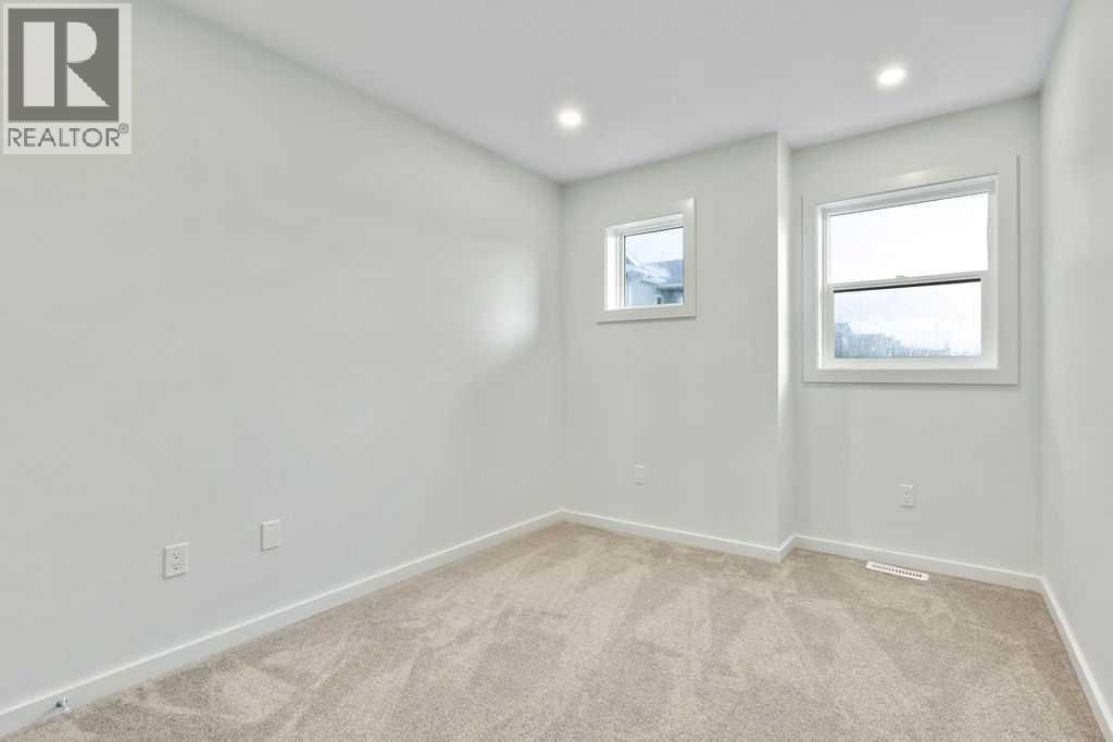 407 Strathcona Circle - 22
