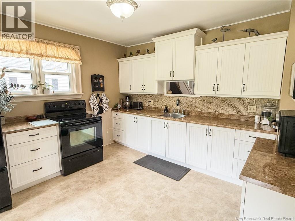 884 Main Street - 12
