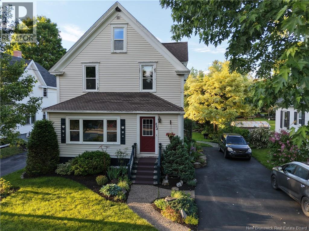 884 Main Street - 2