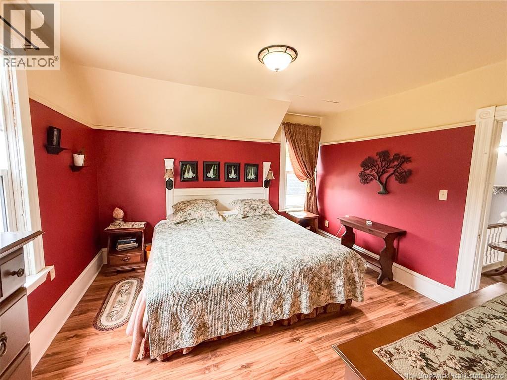 884 Main Street - 24