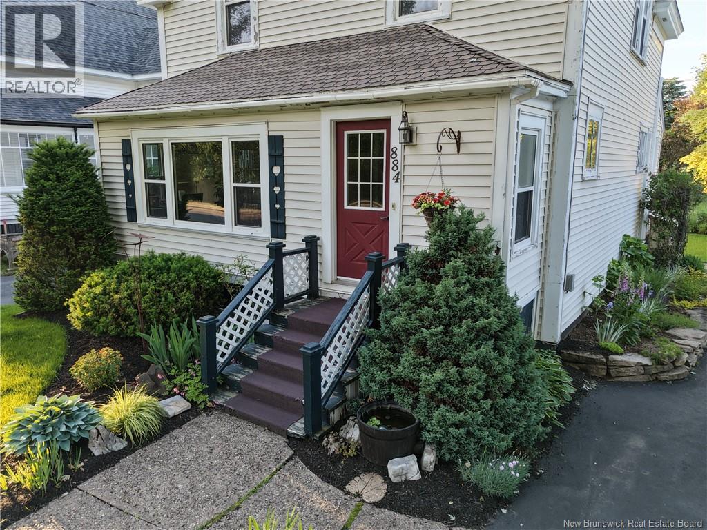 884 Main Street - Image 3