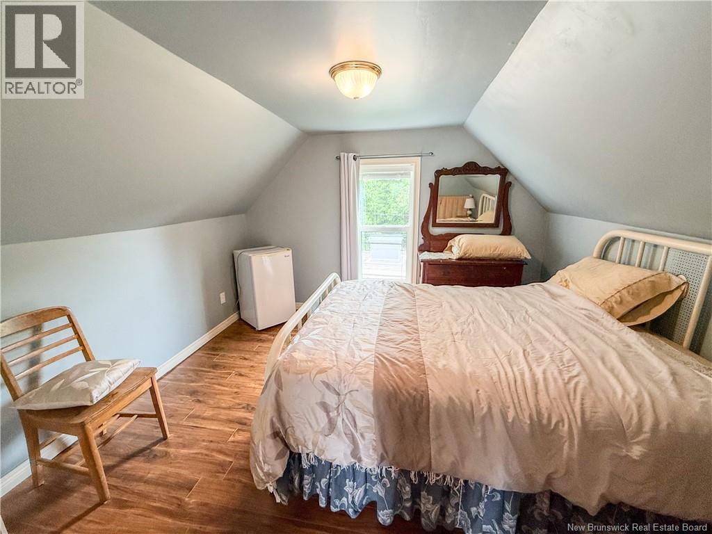 884 Main Street - 33