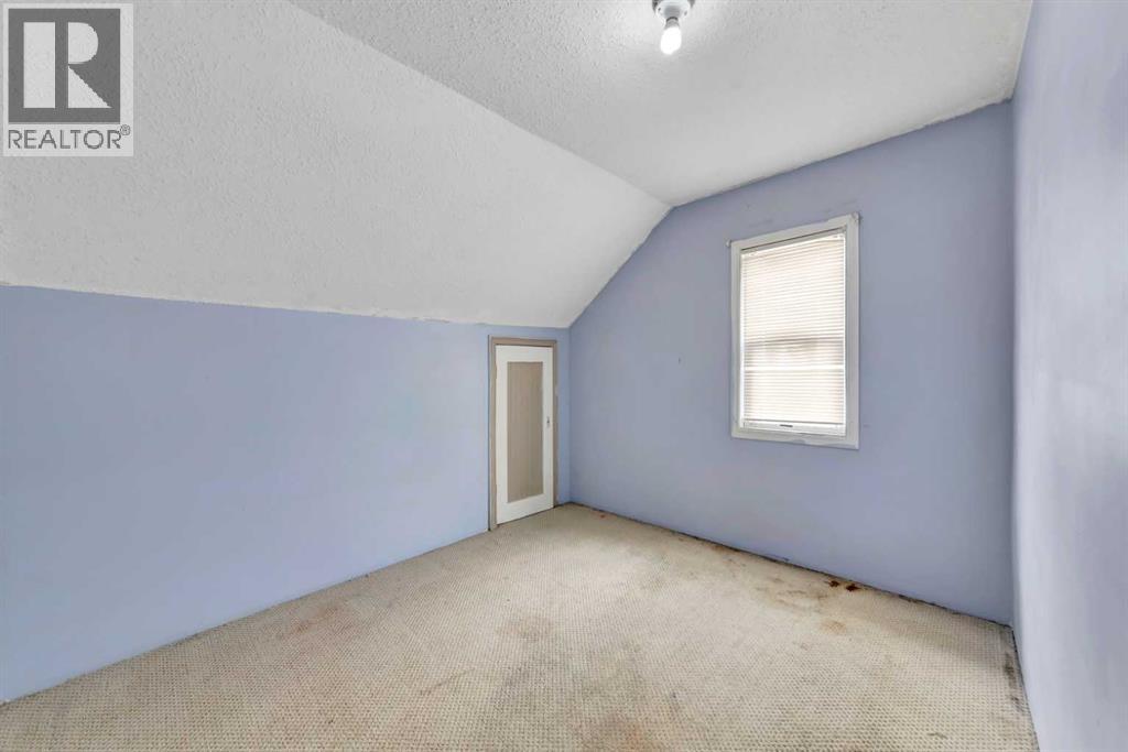 4825 45 Street - 13