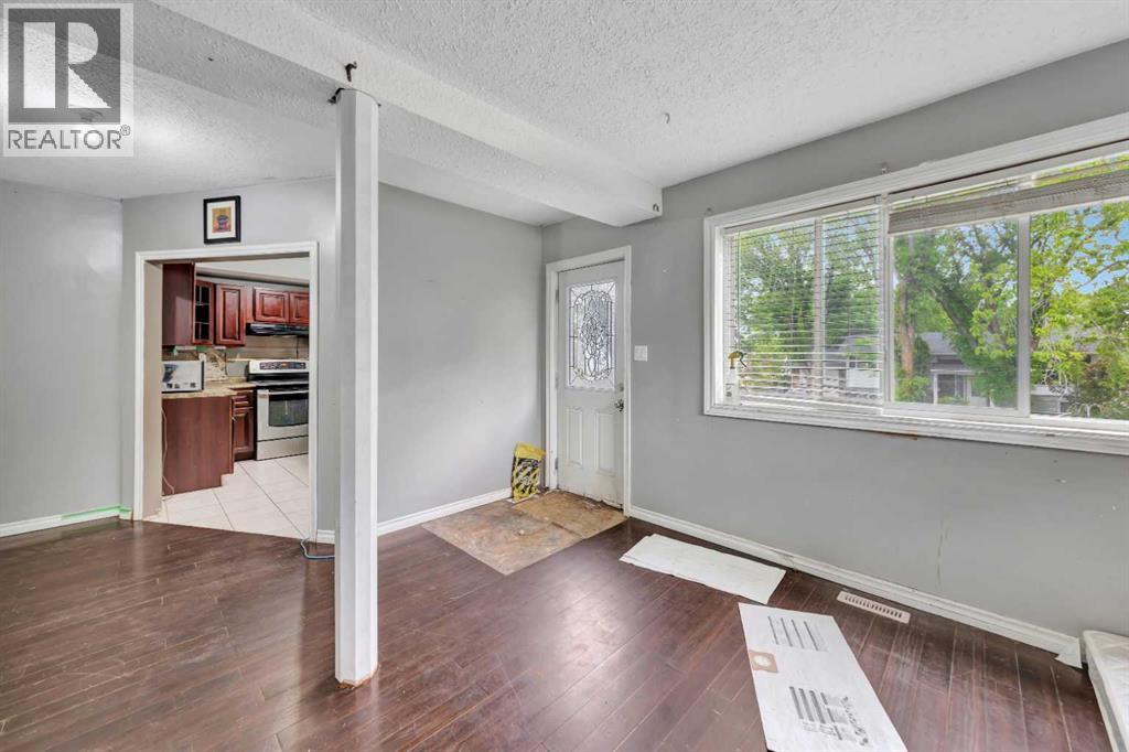 4825 45 Street - 4