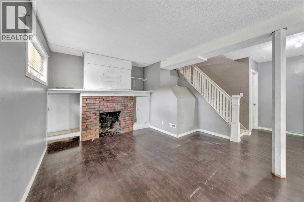4825 45 Street - 5