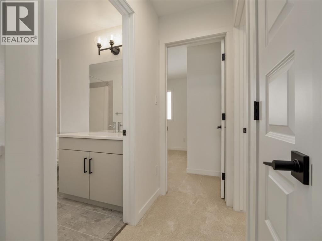 67 Miners Road W - 14