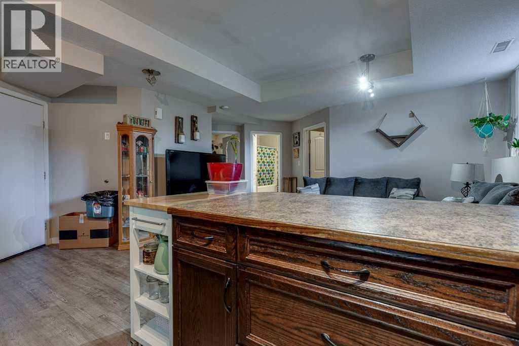 99 Iverson Close, Red Deer