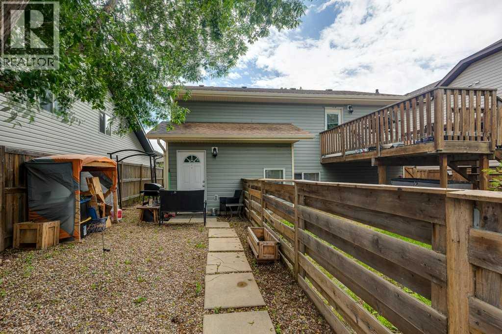 99 Iverson Close, Red Deer