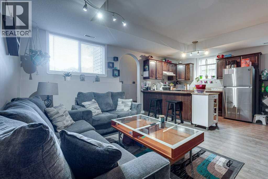99 Iverson Close, Red Deer