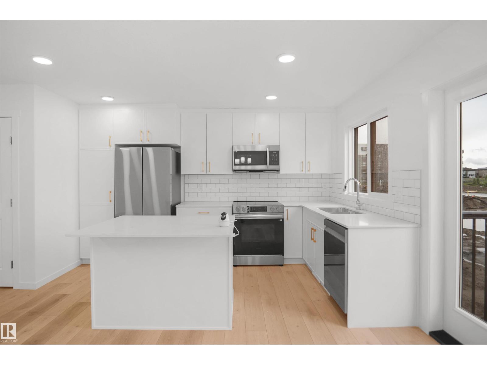 #25 1430 Aster WY NW — photo 8