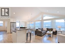 Bedroom - 7345 Pointe Sage Drive, Coldstream, BC V1B4A5 Photo 10