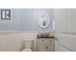 7345 Pointe Sage Drive, Coldstream, BC V1B4A5 Photo 35