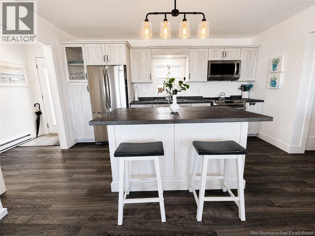 421 Goulette Point Road - 2
