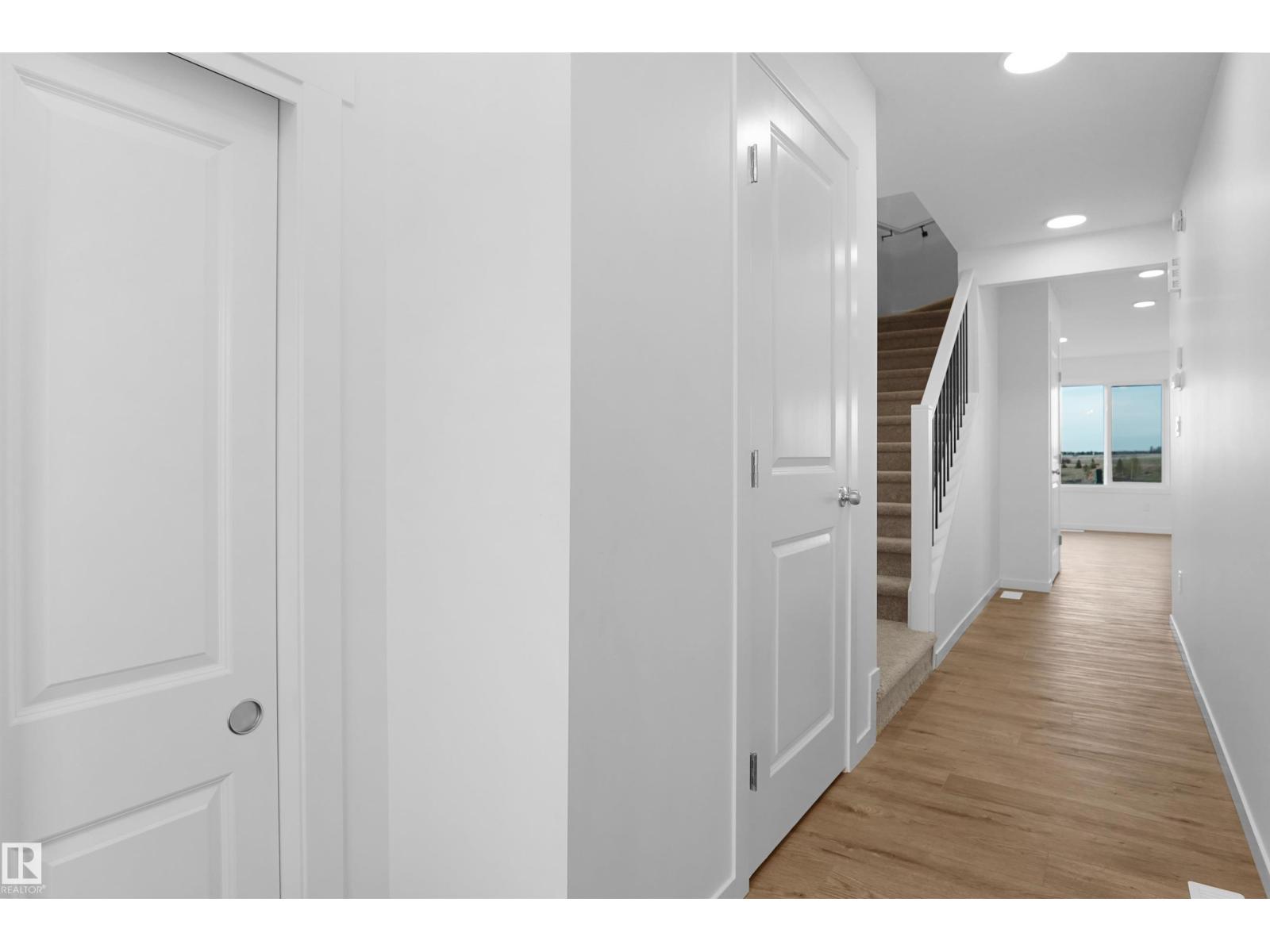 #32 1430 Aster WY NW - 6