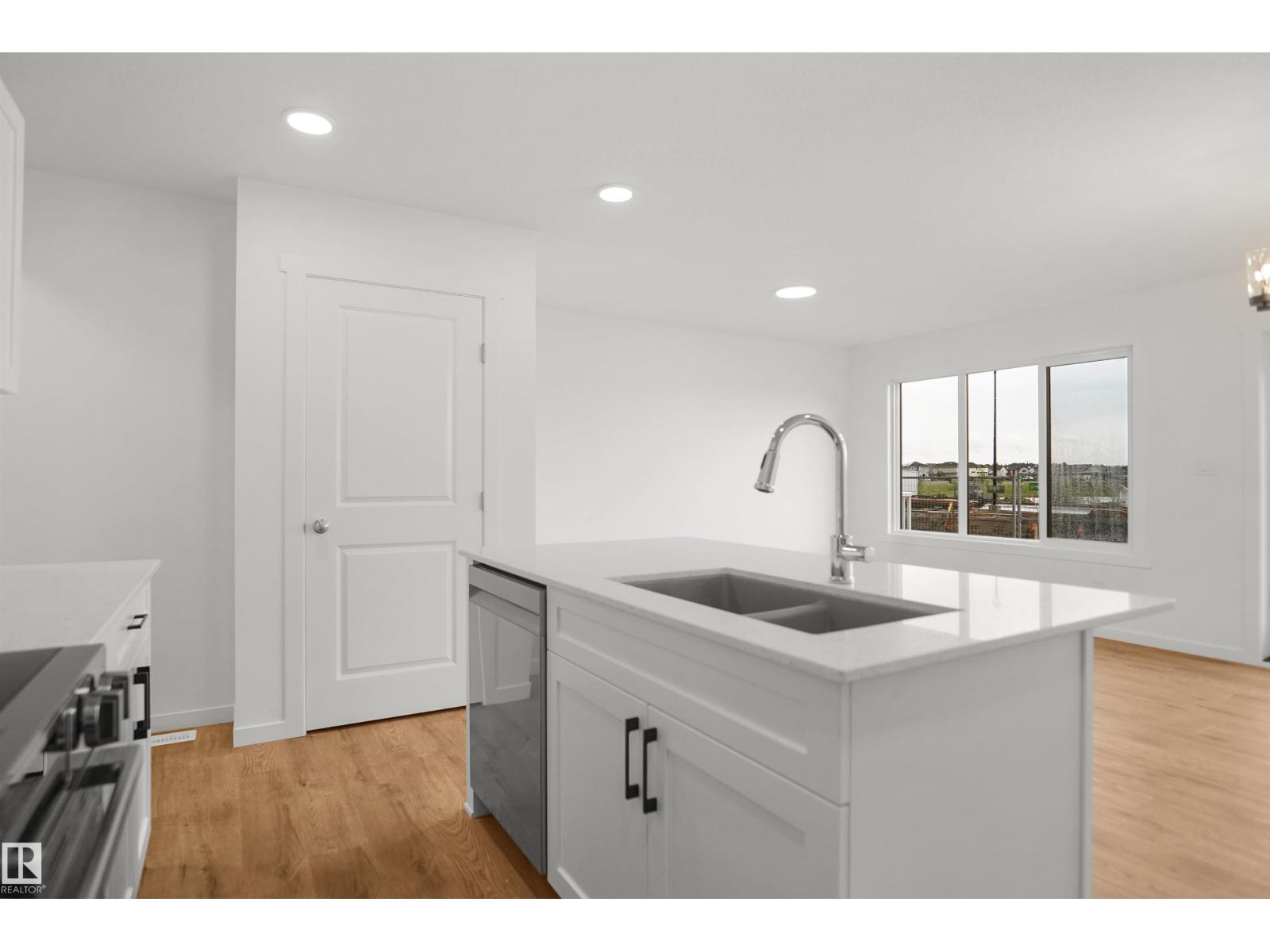 #32 1430 Aster WY NW - 16