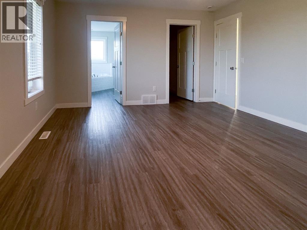 9521 88 Street - 17