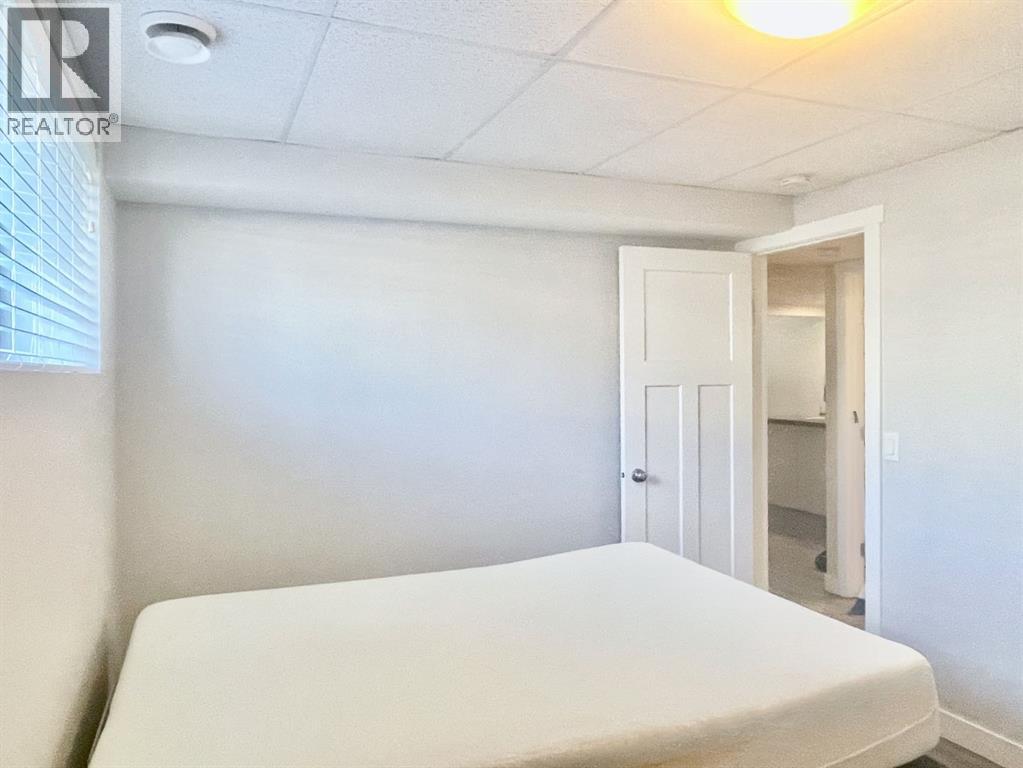 9521 88 Street - 43