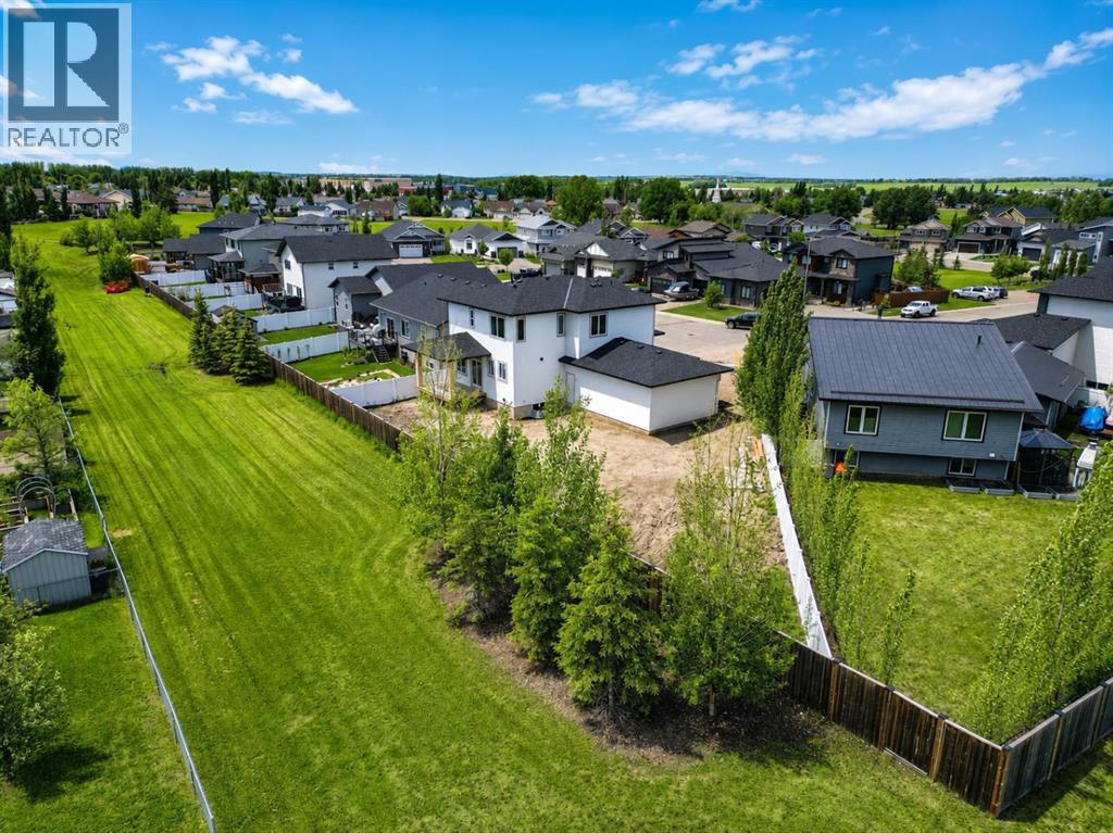 14 Napoleon Meadows Way, Innisfail