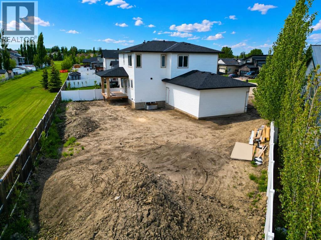 14 Napoleon Meadows Way, Innisfail