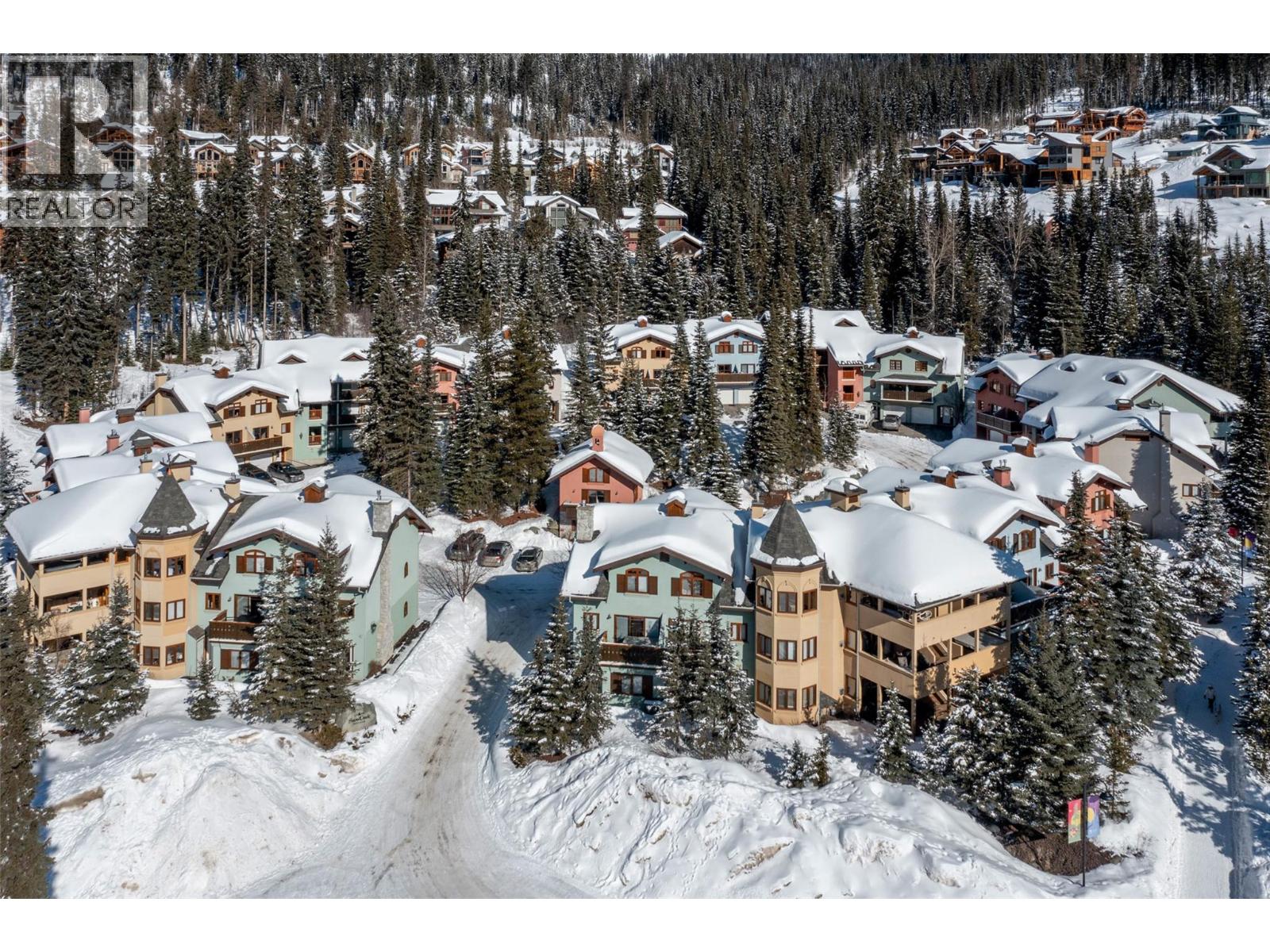 #38 3320 Village Place - 22