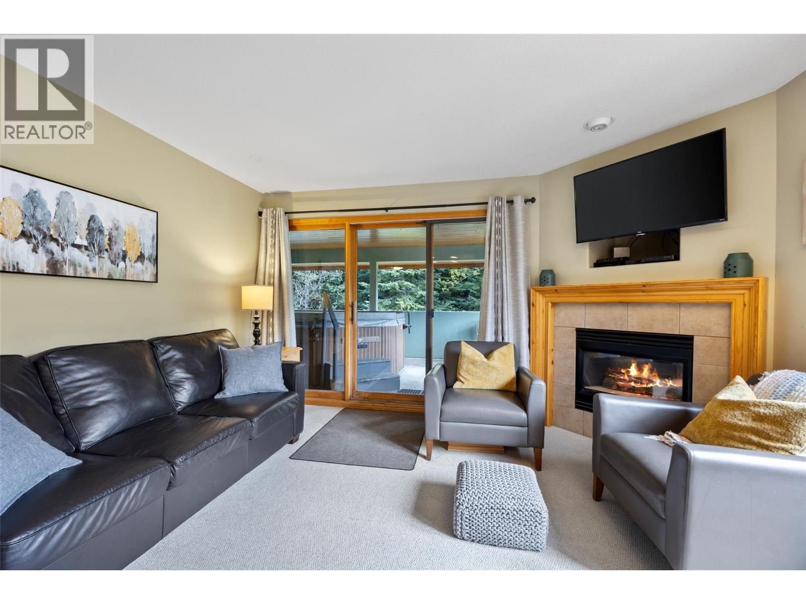 #38 3320 Village Place - 7