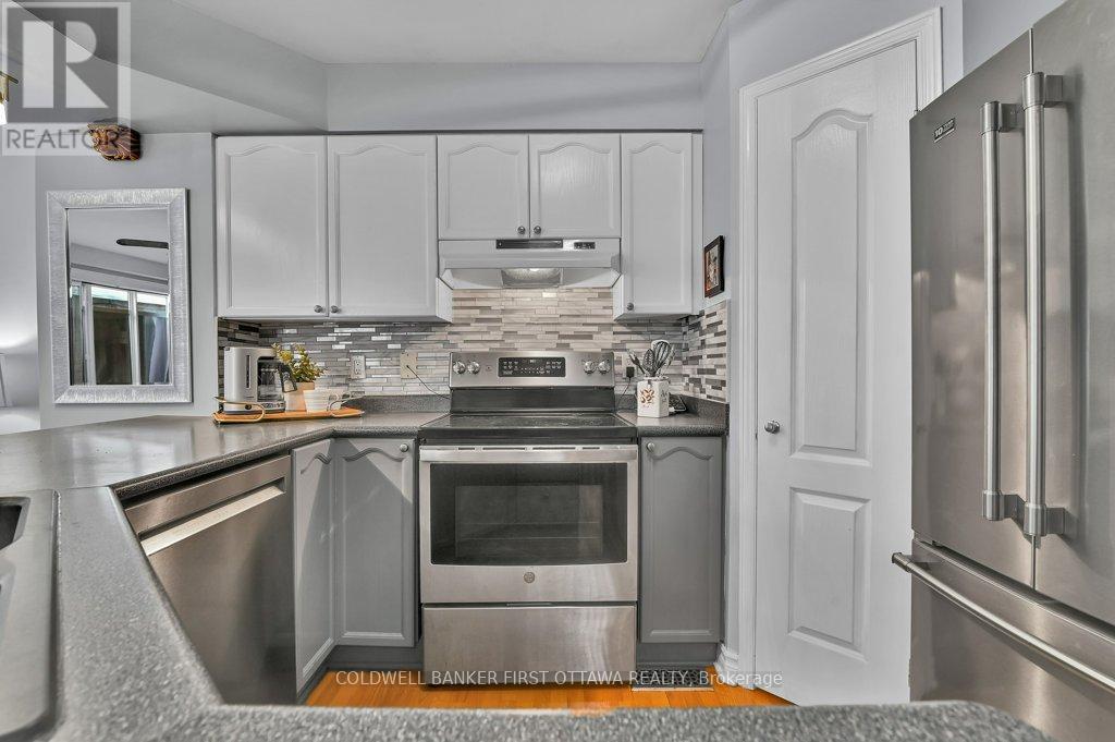 2 Bed, 3 Bath House for Sale in Ottawa – 131 HEARST WAY, Ottawa – MLS# X13474312 - Image 9