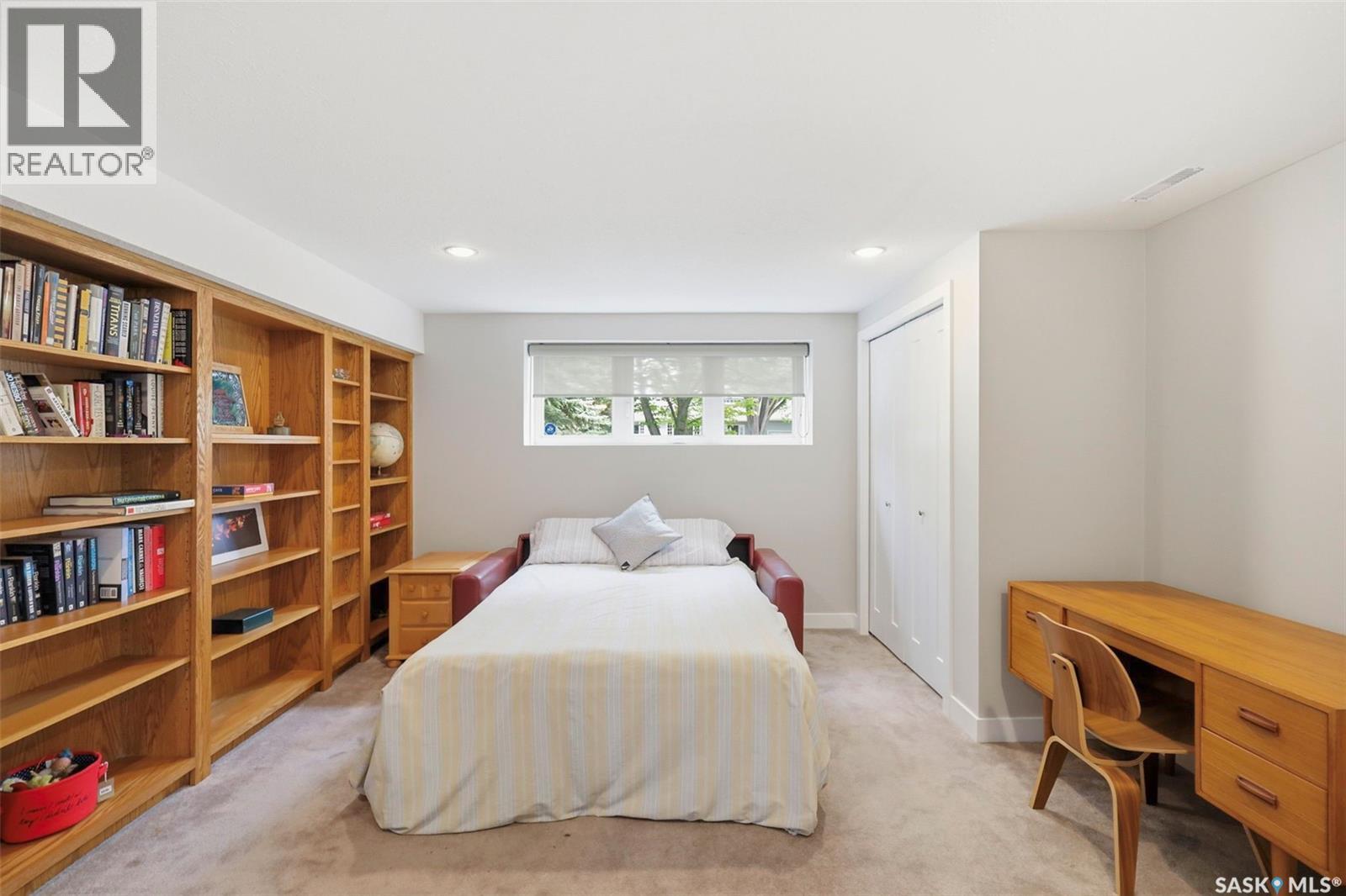 516 Lake CRESCENT — photo 16
