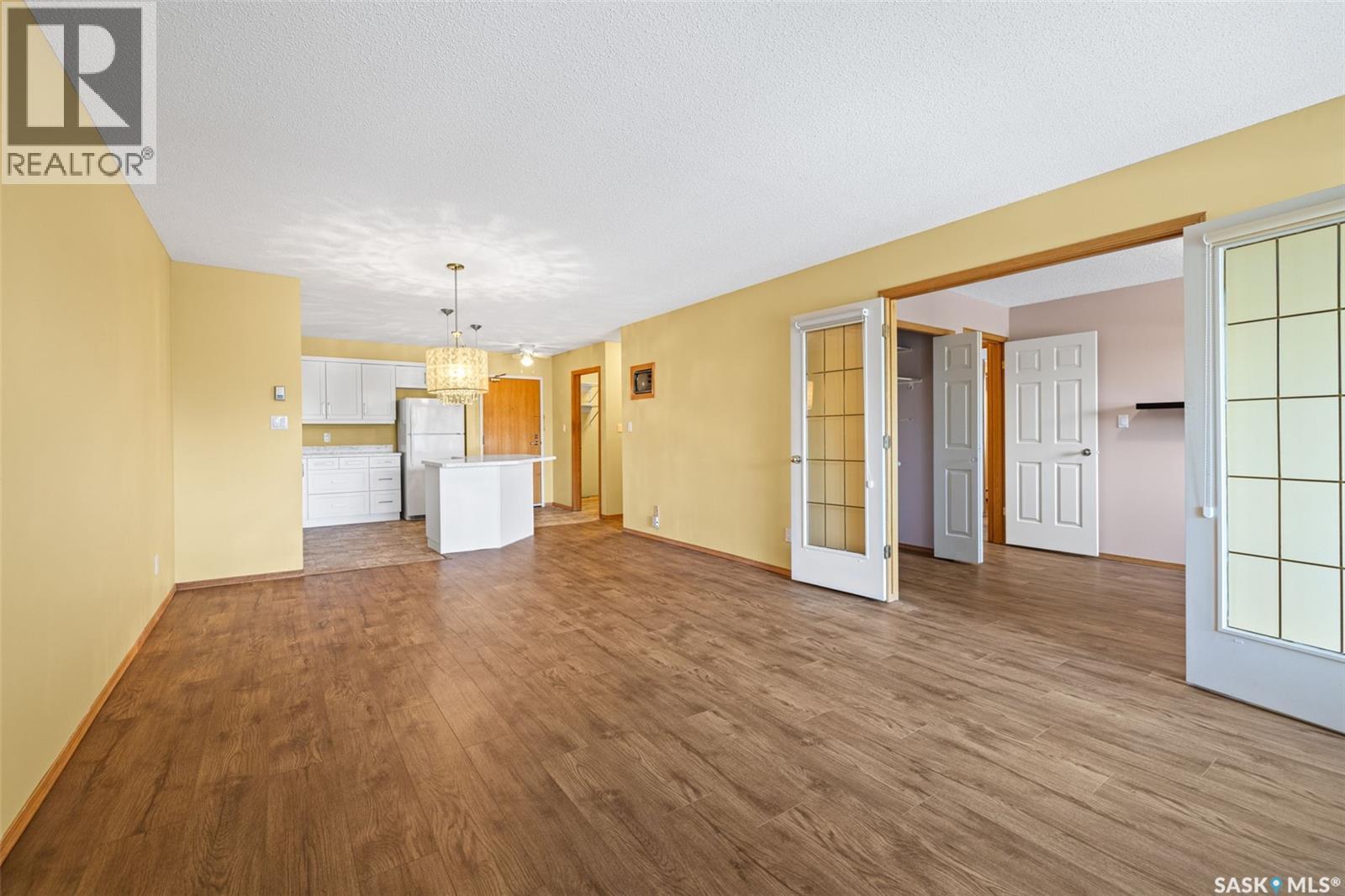 329 960 Assiniboine AVENUE - photo 3