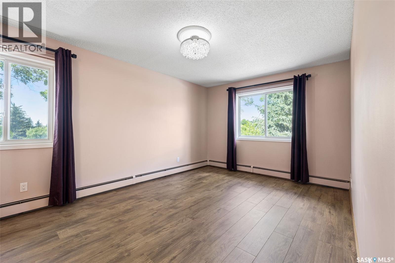 329 960 Assiniboine AVENUE — photo 9