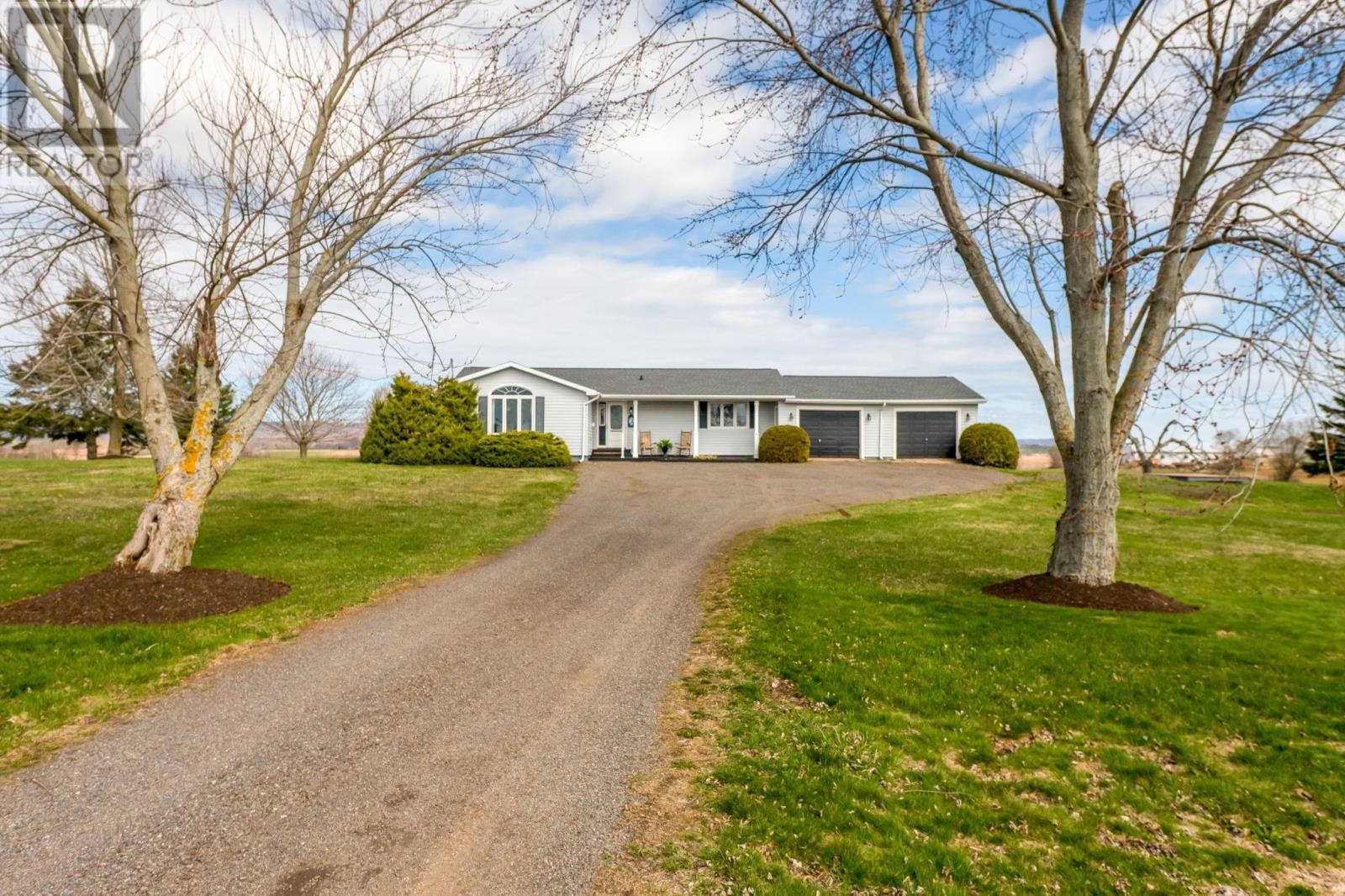 789 Canard Street - 1