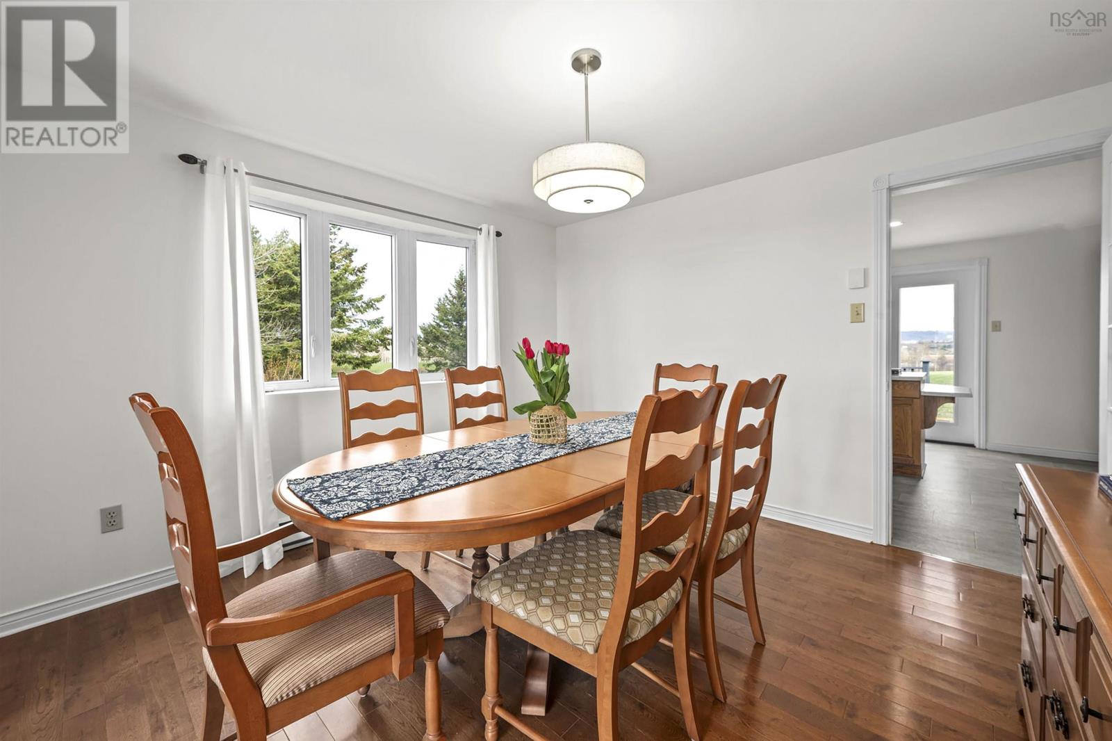 789 Canard Street - 13