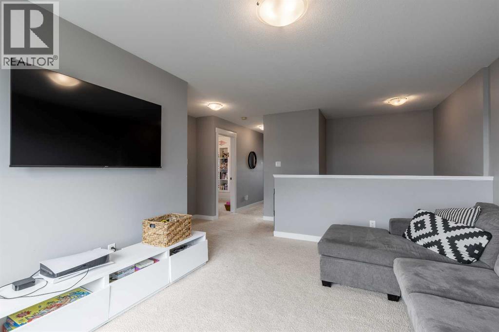 575 Moonlight Lane W — photo 24