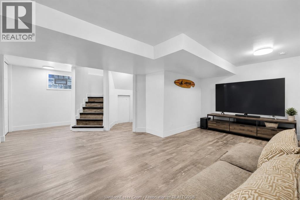 521 WINDERMERE - 26