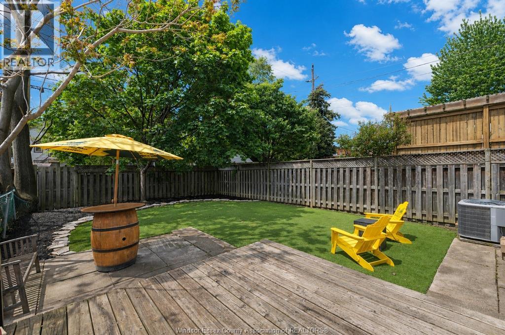 521 WINDERMERE - 33