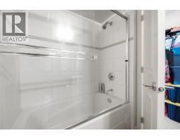 806 814 Royal Avenue, New Westminster, BC V3M1J9 Photo 16