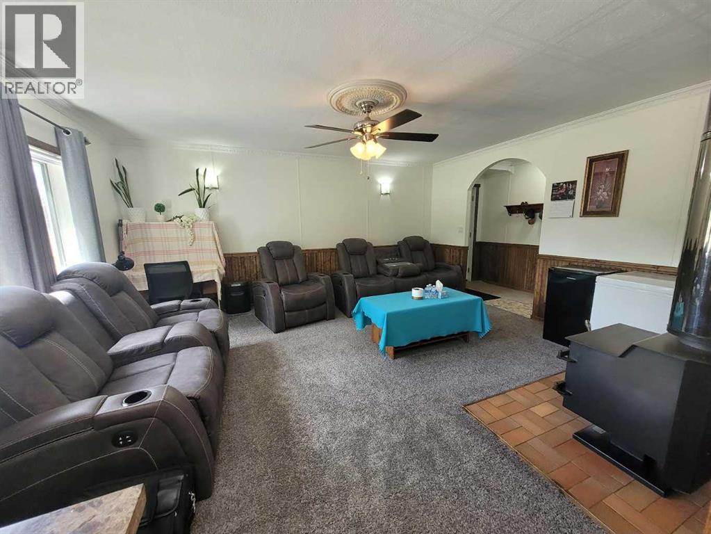616 3rd Avenue N - 4