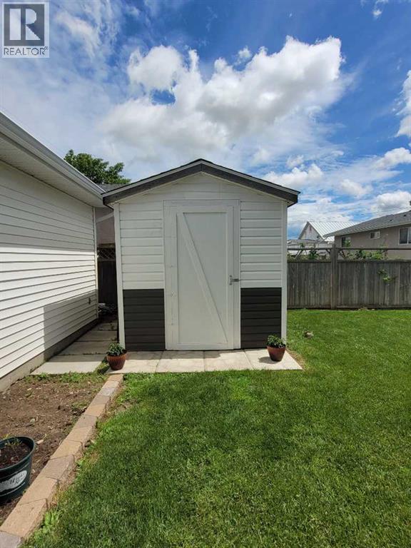616 3rd Avenue N - 18