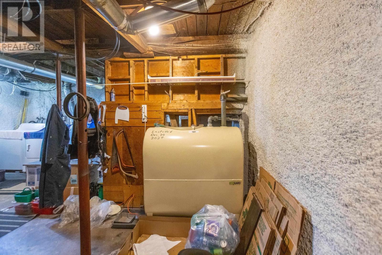 2367 Athol Road - 34
