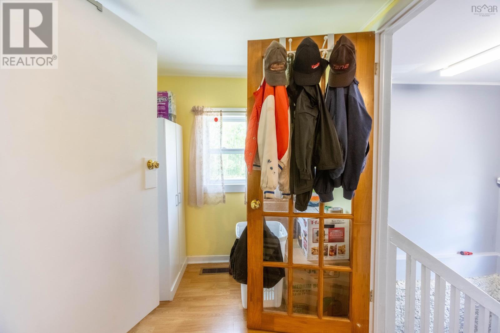 2367 Athol Road - 9
