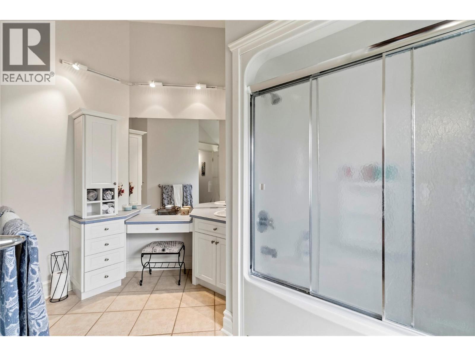 2307 5 Avenue SE - 66