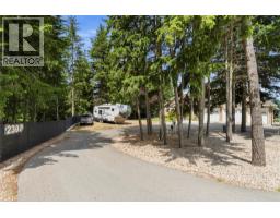 Kitchen - 2307 5 Avenue Se, Salmon Arm, BC V1E1K9 Photo 10