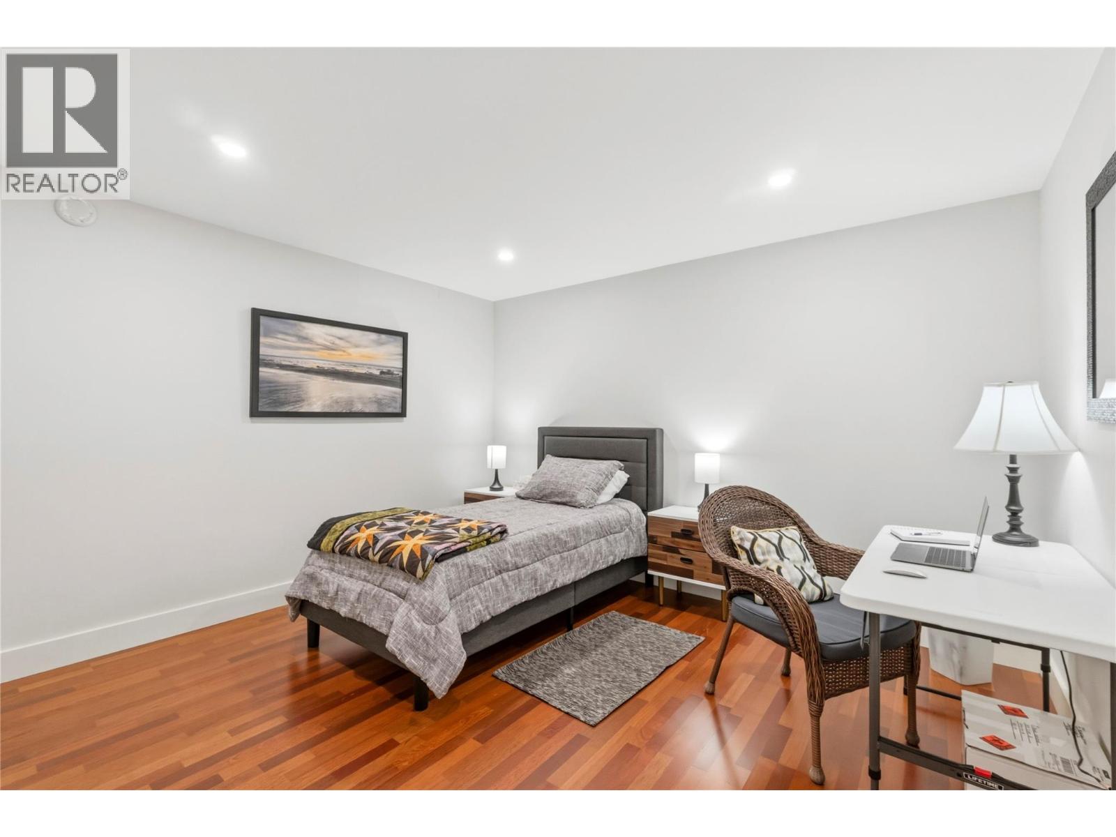 2307 5 Avenue SE - 80