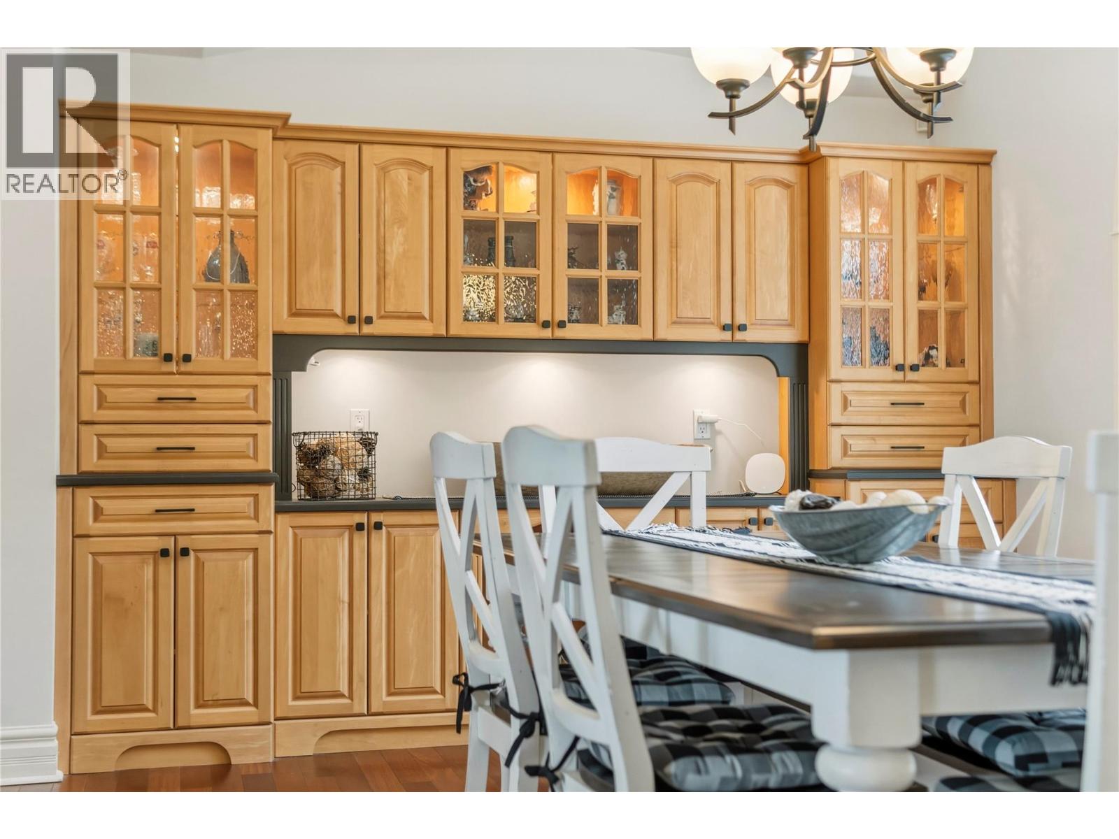 2307 5 Avenue SE - 24