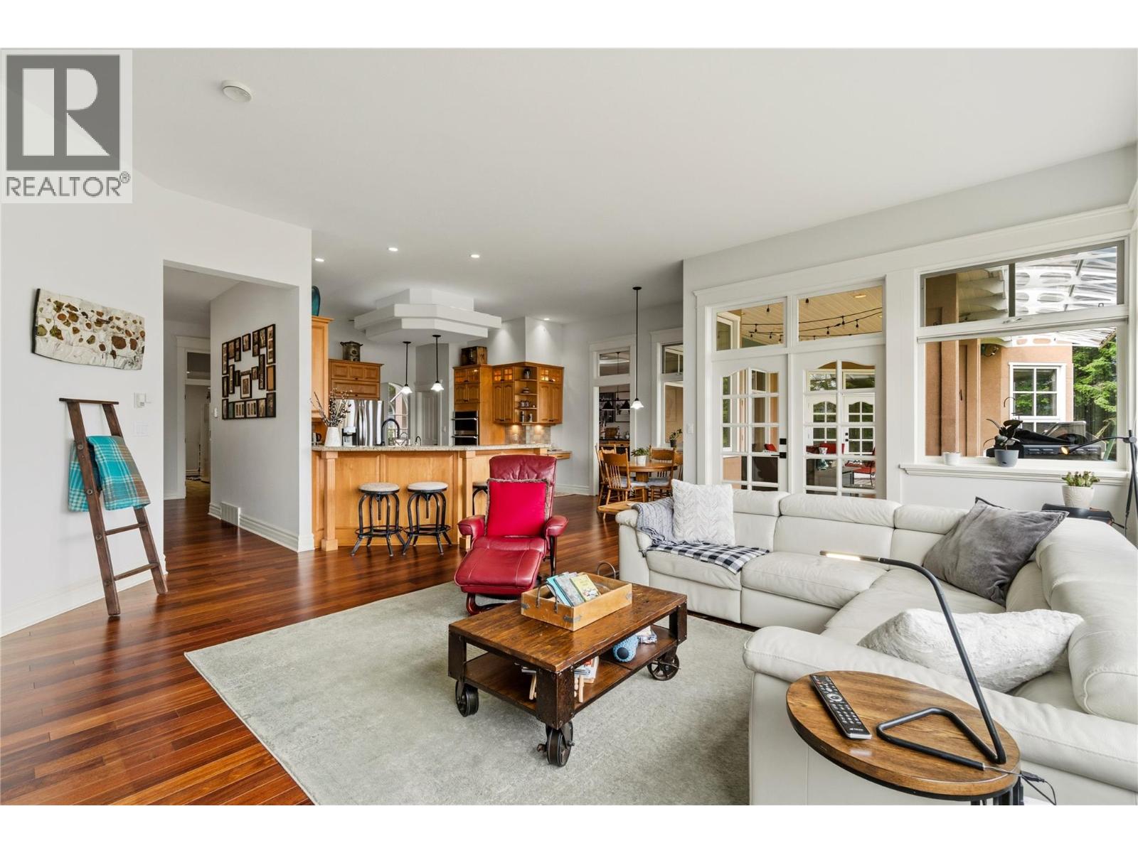 2307 5 Avenue SE - 48