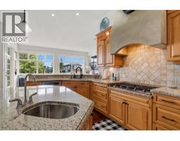 2307 5 Avenue Se, Salmon Arm, BC V1E1K9 Photo 38