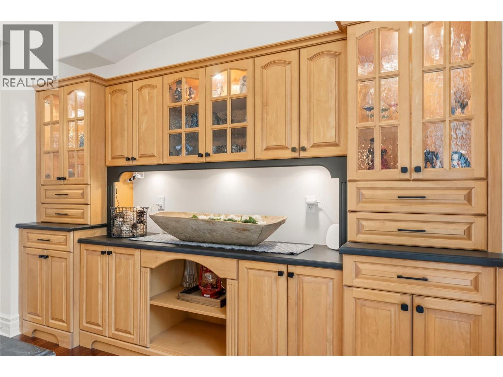 2307 5 Avenue SE - 25
