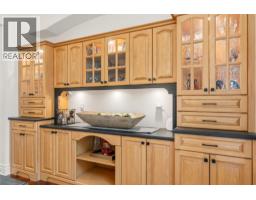 Kitchen - 2307 5 Avenue Se, Salmon Arm, BC V1E1K9 Photo 25