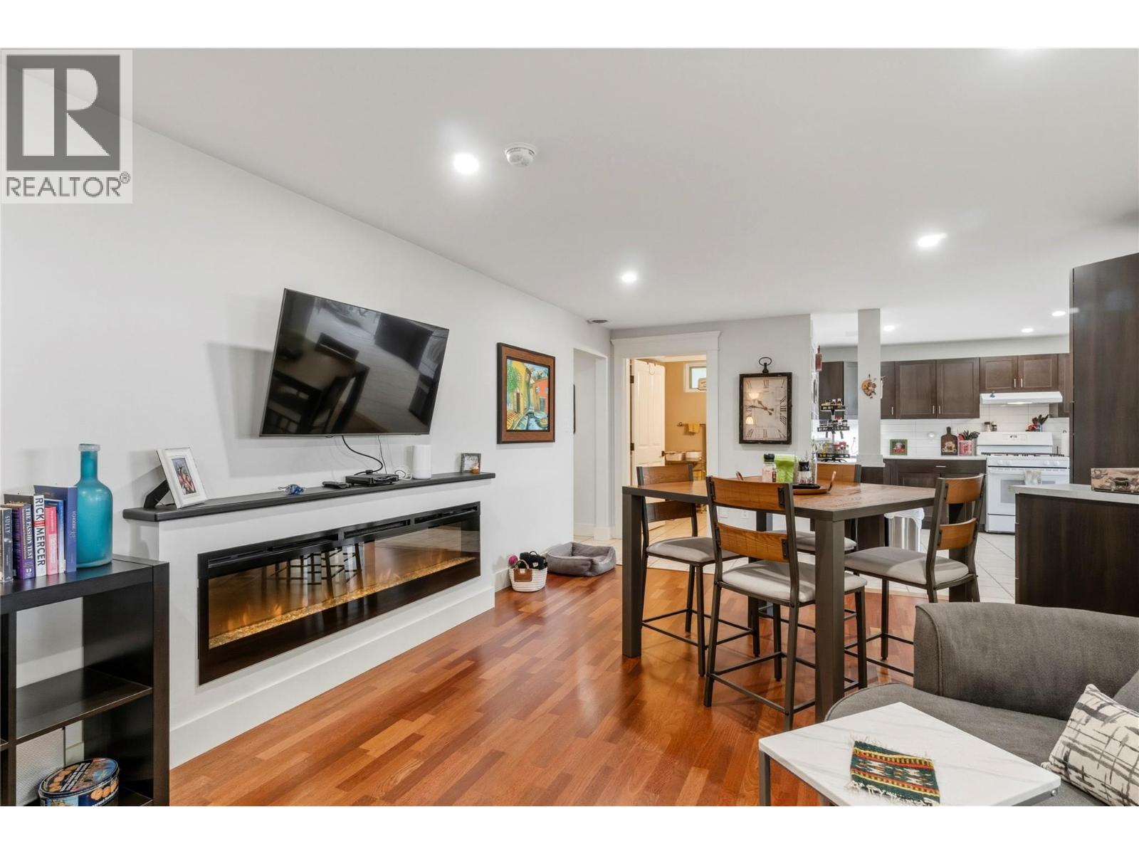 2307 5 Avenue SE - 84