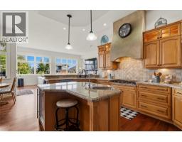 2307 5 Avenue Se, Salmon Arm, BC V1E1K9 Photo 36